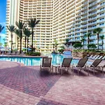 Shores Of Panama 1702! 1Bd 2 Ba, Amazing View, And Great Amenities